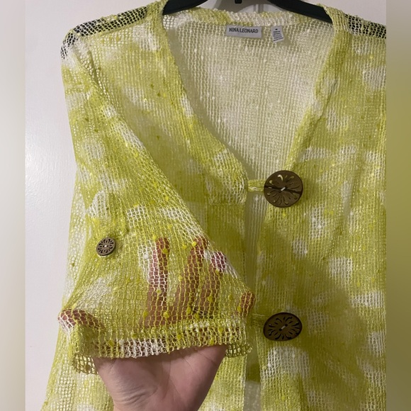 NINA LEONARD Coconut Button Knit Bolero Jacket Medium Crochet Beach Summer - Picture 2 of 8